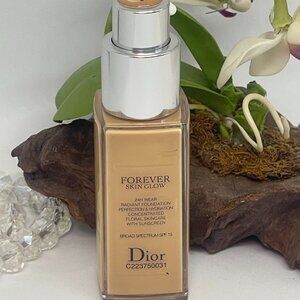Dior Forever Skin Glow 24H Wear Radiant Foundation SPF 15 - 3W Warm- .67 oz -New